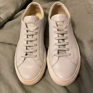 WOMEN’S COMMON PROJECTS